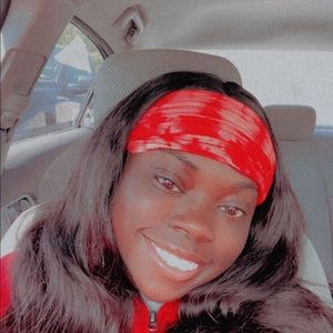 Meet your Posher, Roesha